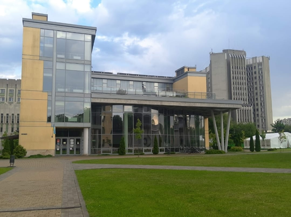 🏫 The UCU campus (life)